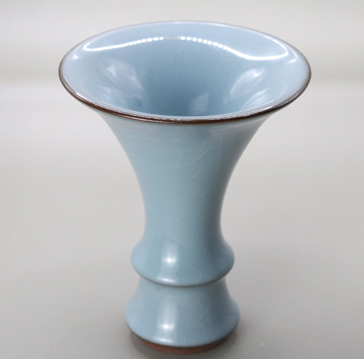 Blue porcelain vase Masao Tagai