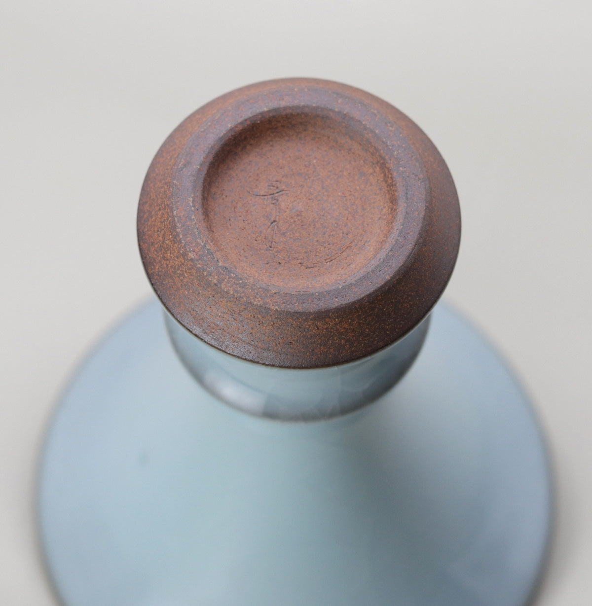 Blue porcelain vase Masao Tagai