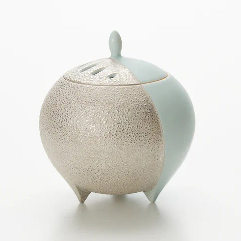 青白磁銀彩香器 松川和弘