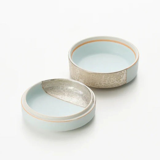 青白磁銀彩合子 松川和弘