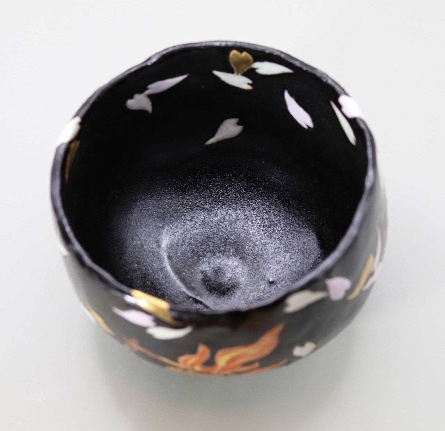 9 Black glaze hand-made tea bowl with bonfire design by Kosai Miyagawa