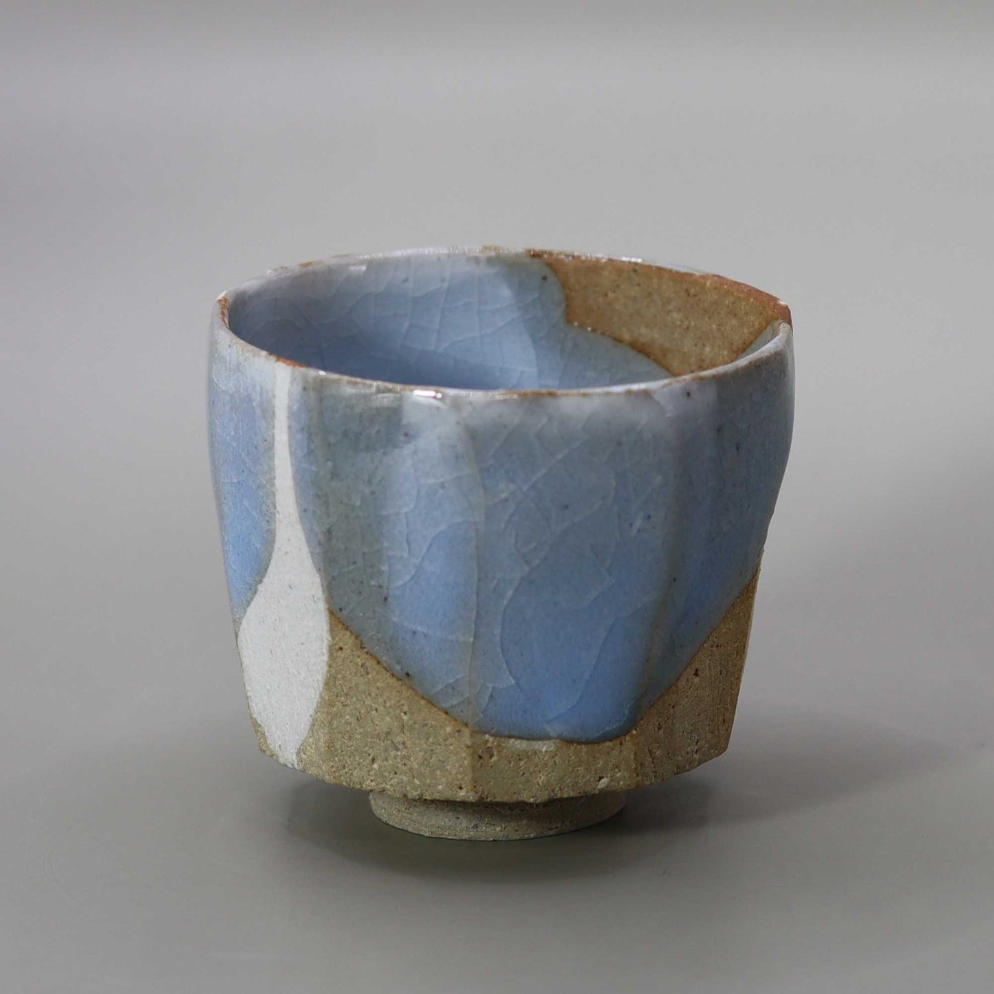 Sake cup Tsukishiro glaze flowing by Matsubayashi Hosai