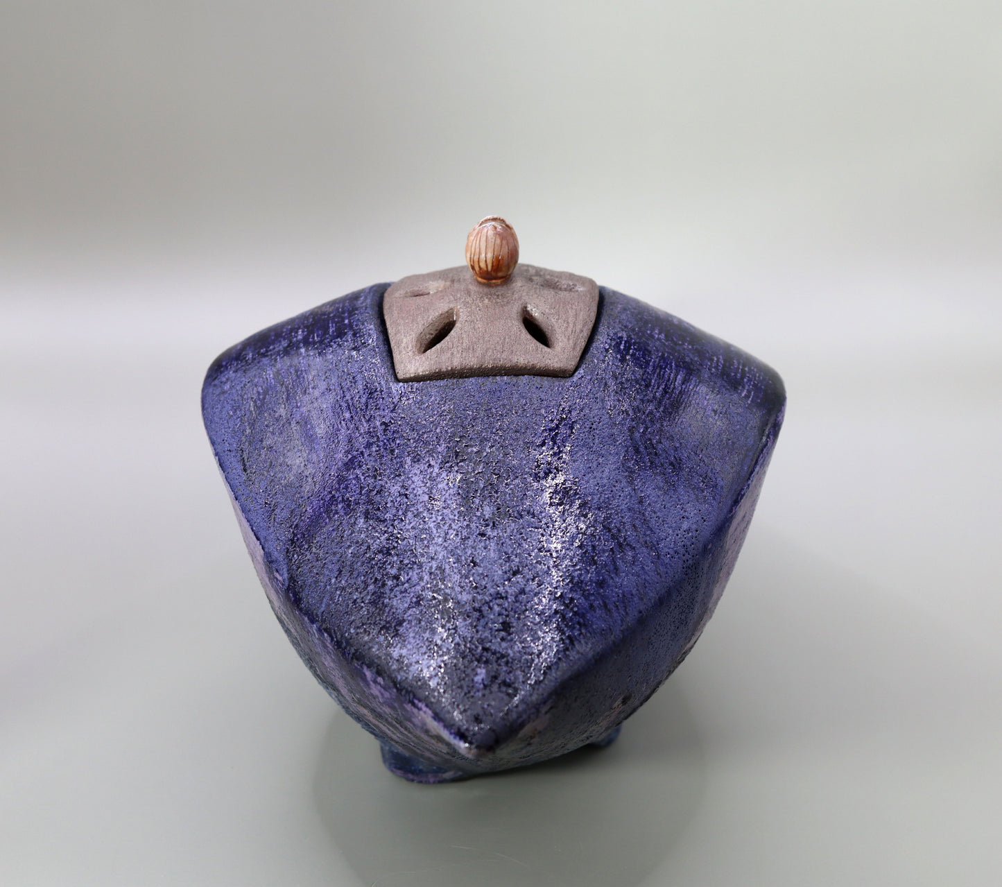 Colored gray glaze incense burner by Nobuhito Nakaoka