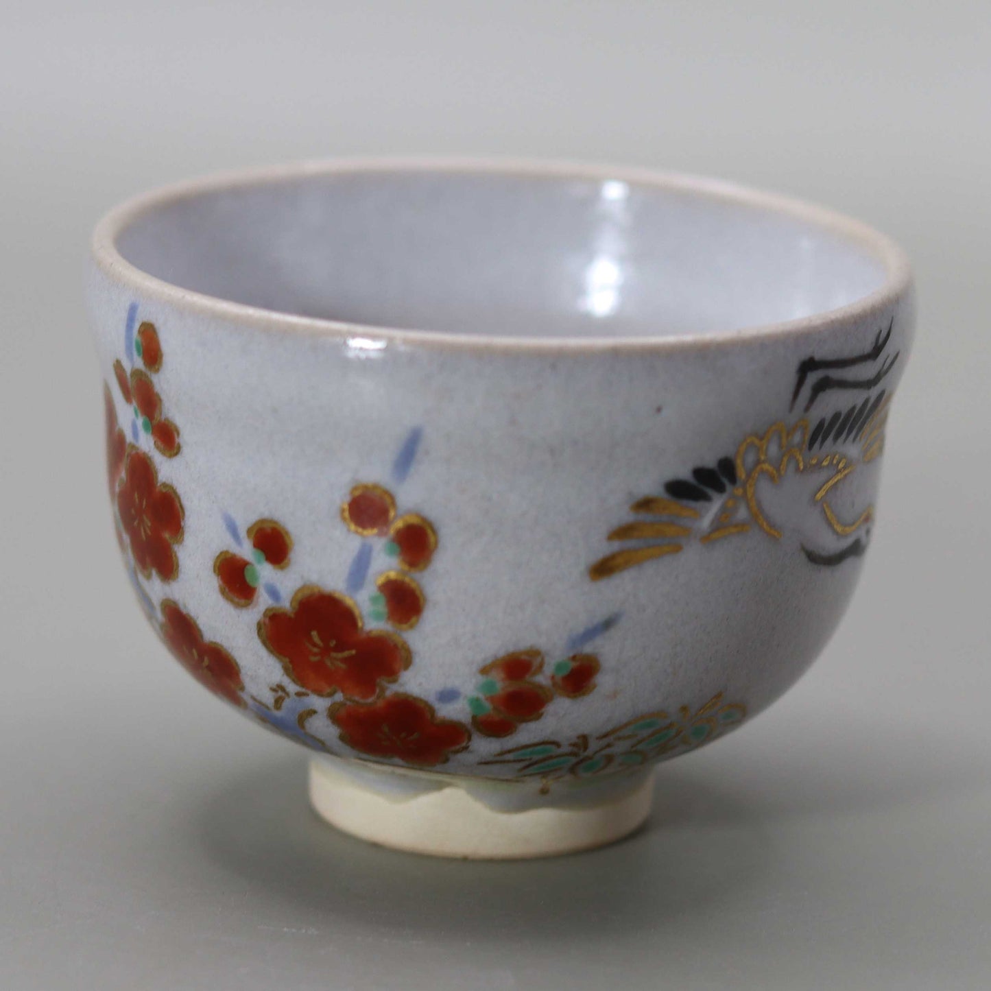 24 Straw ash glaze Horaisan sake cup by Kosai Miyagawa