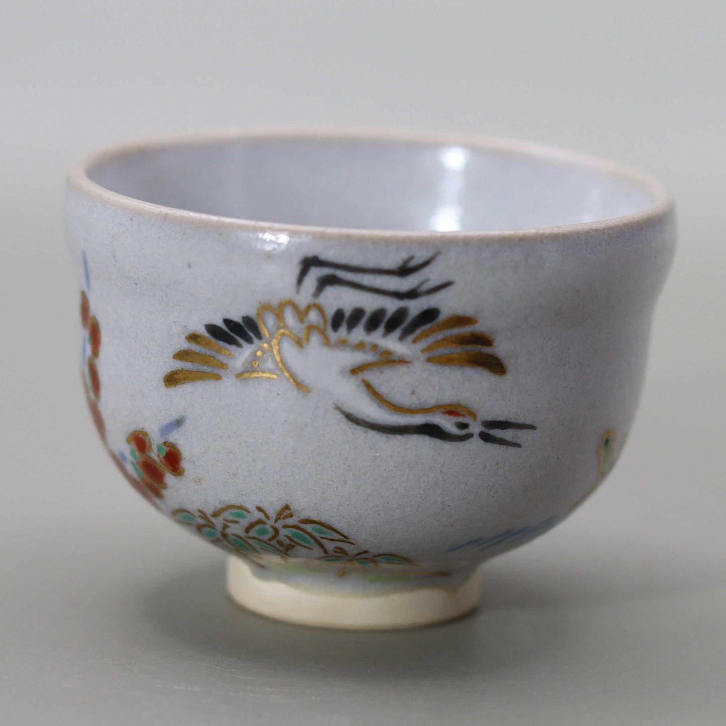 24 Straw ash glaze Horaisan sake cup by Kosai Miyagawa