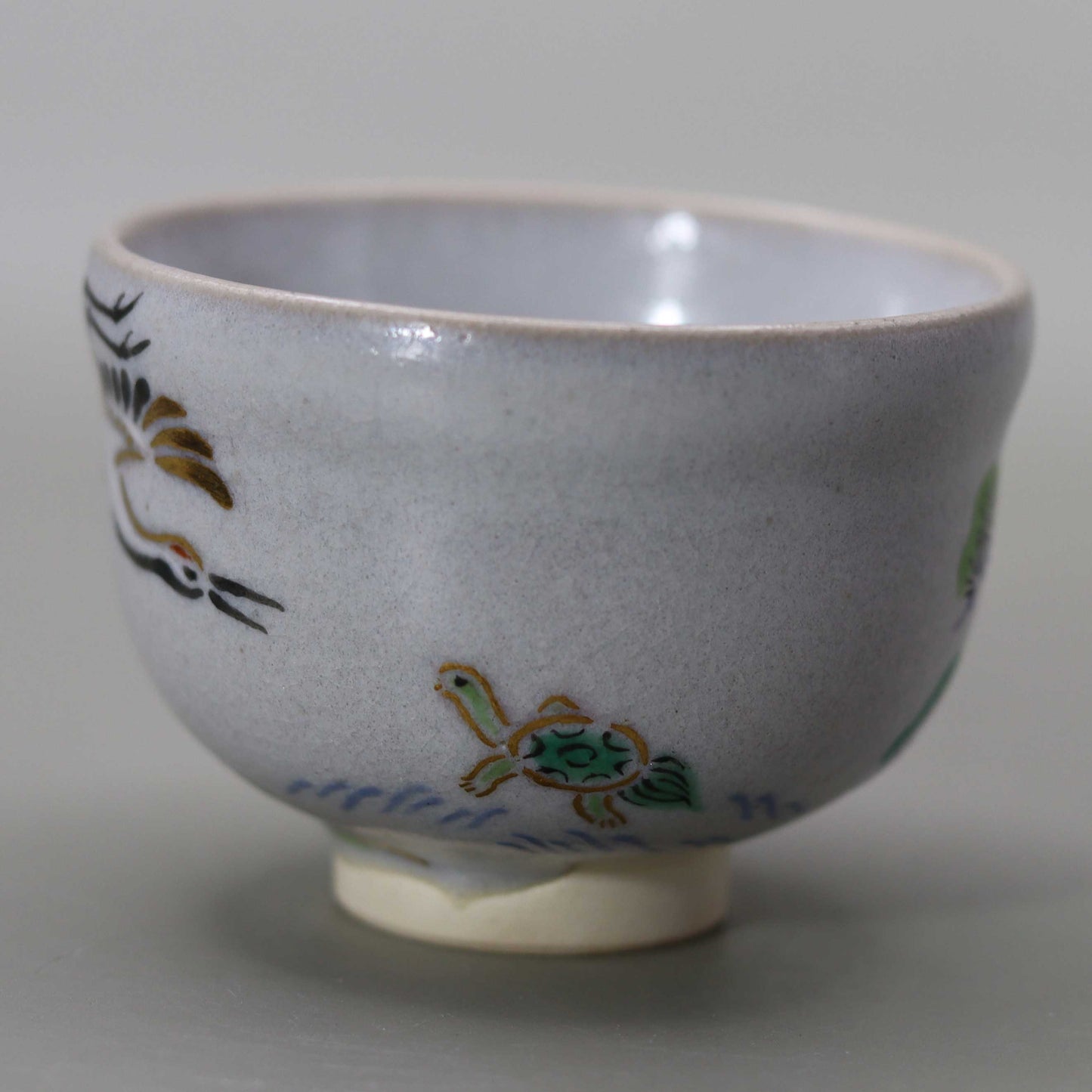 24 Straw ash glaze Horaisan sake cup by Kosai Miyagawa