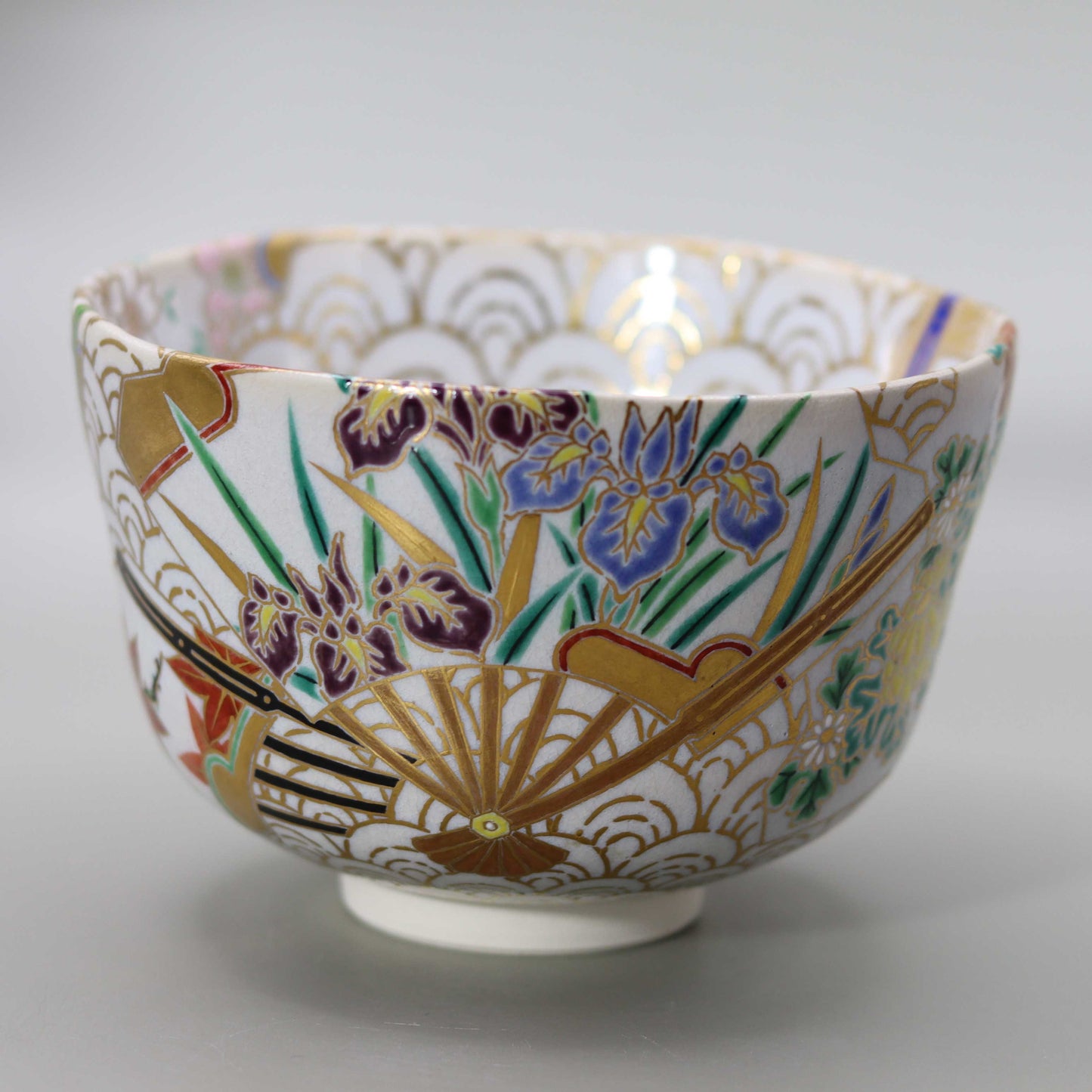 5 Straw ash glaze seasonal flowers fan surface scattered Seigaiha tea bowl by Kosai Miyagawa