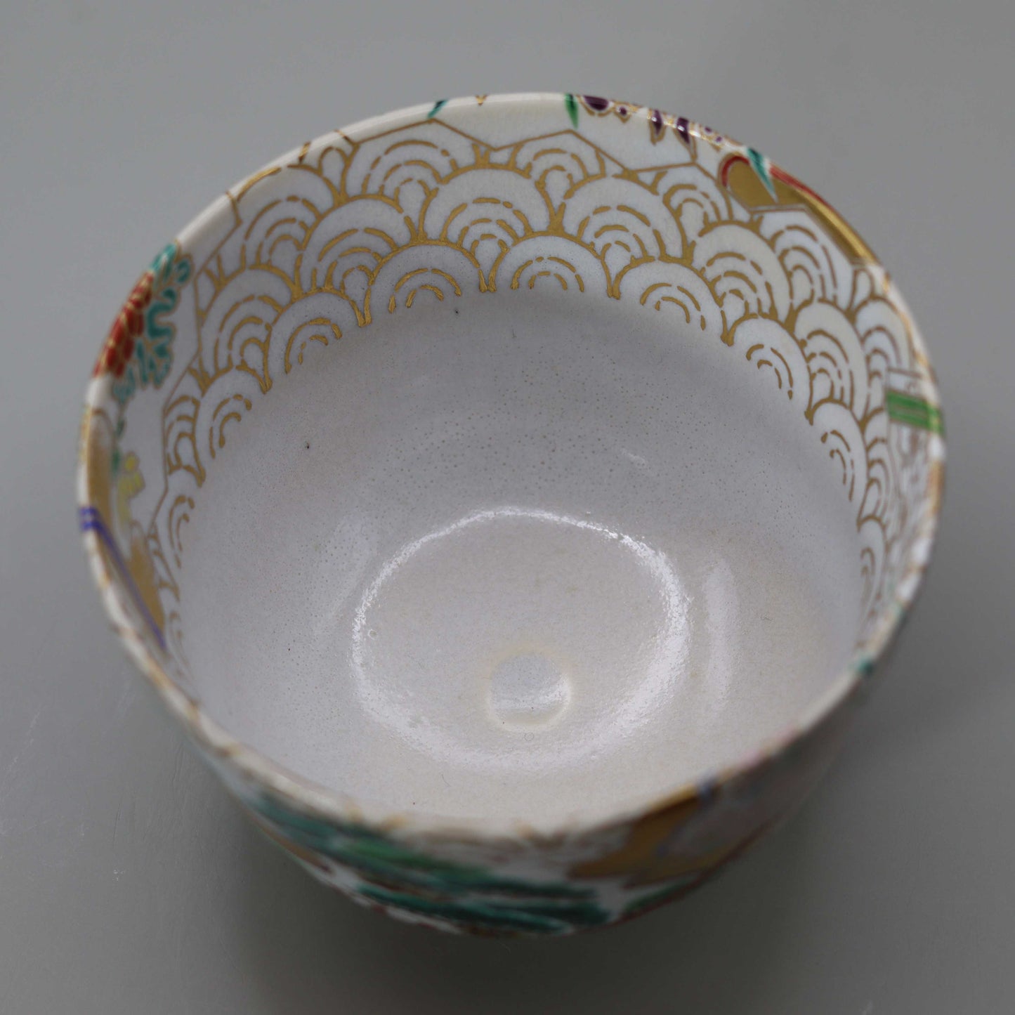 5 Straw ash glaze seasonal flowers fan surface scattered Seigaiha tea bowl by Kosai Miyagawa