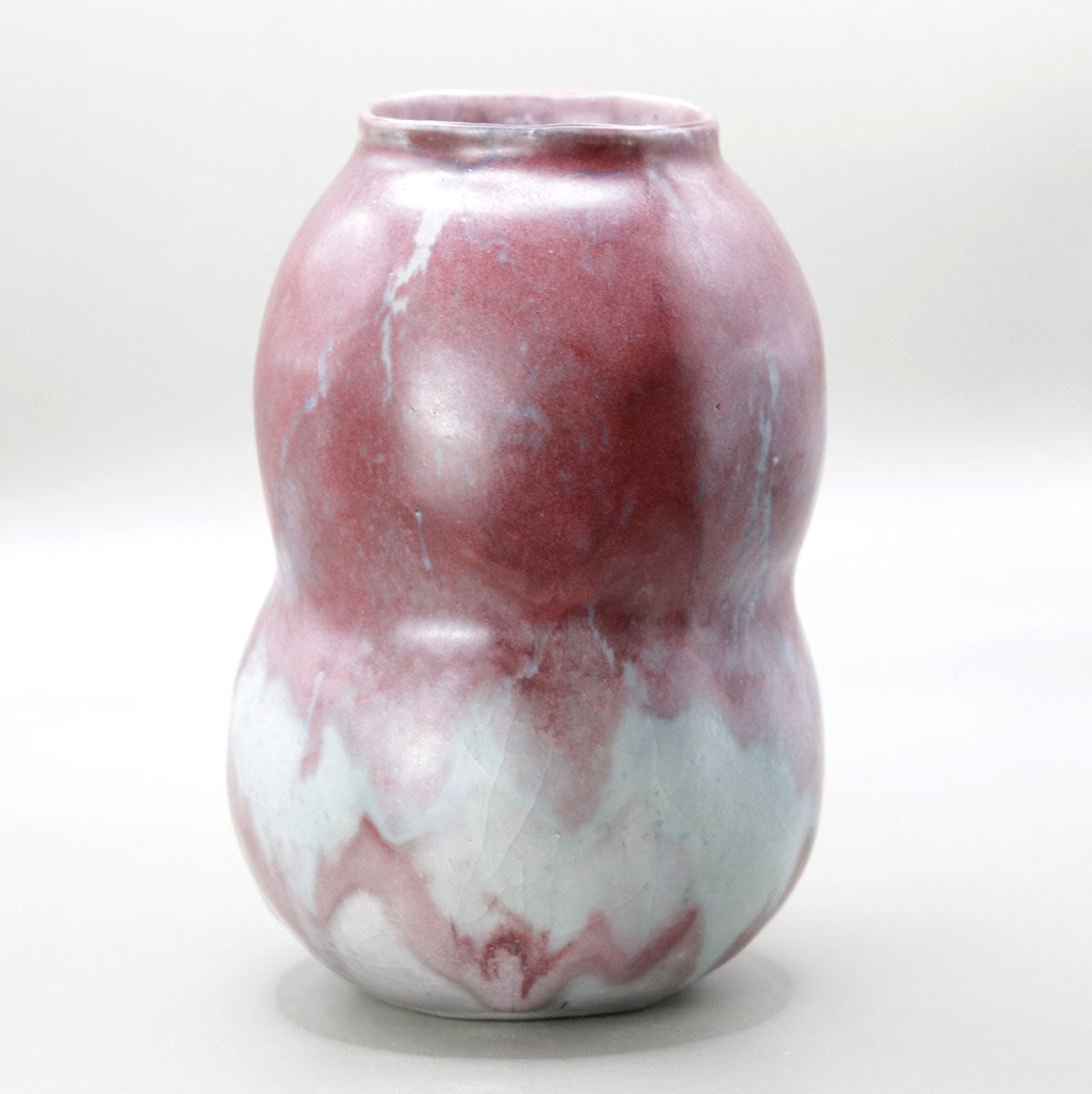 Cinnabar Vase by Shin Fujihira