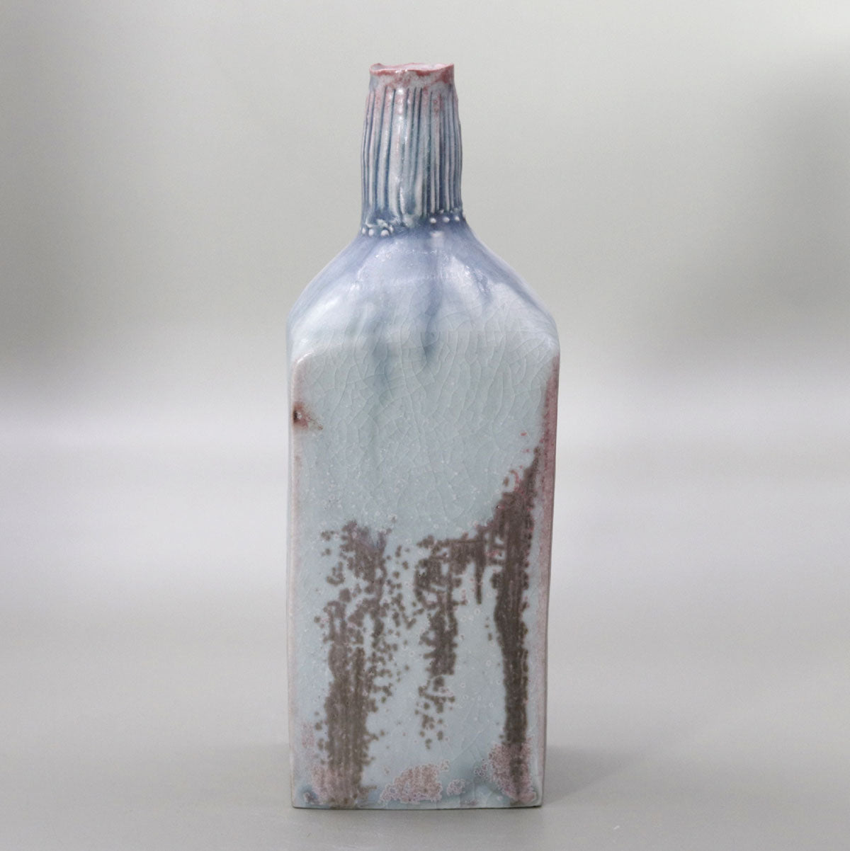 Cinnabar Vase by Shin Fujihira