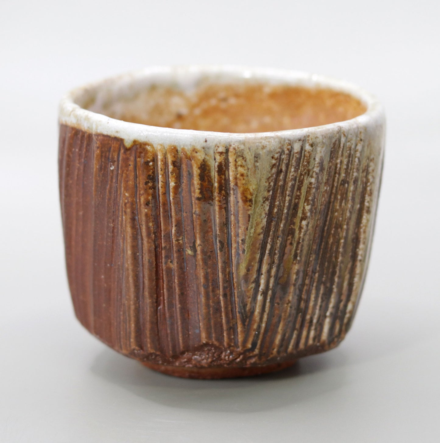 Split Wood Pattern Tea Bowl by Rakusai Onishi