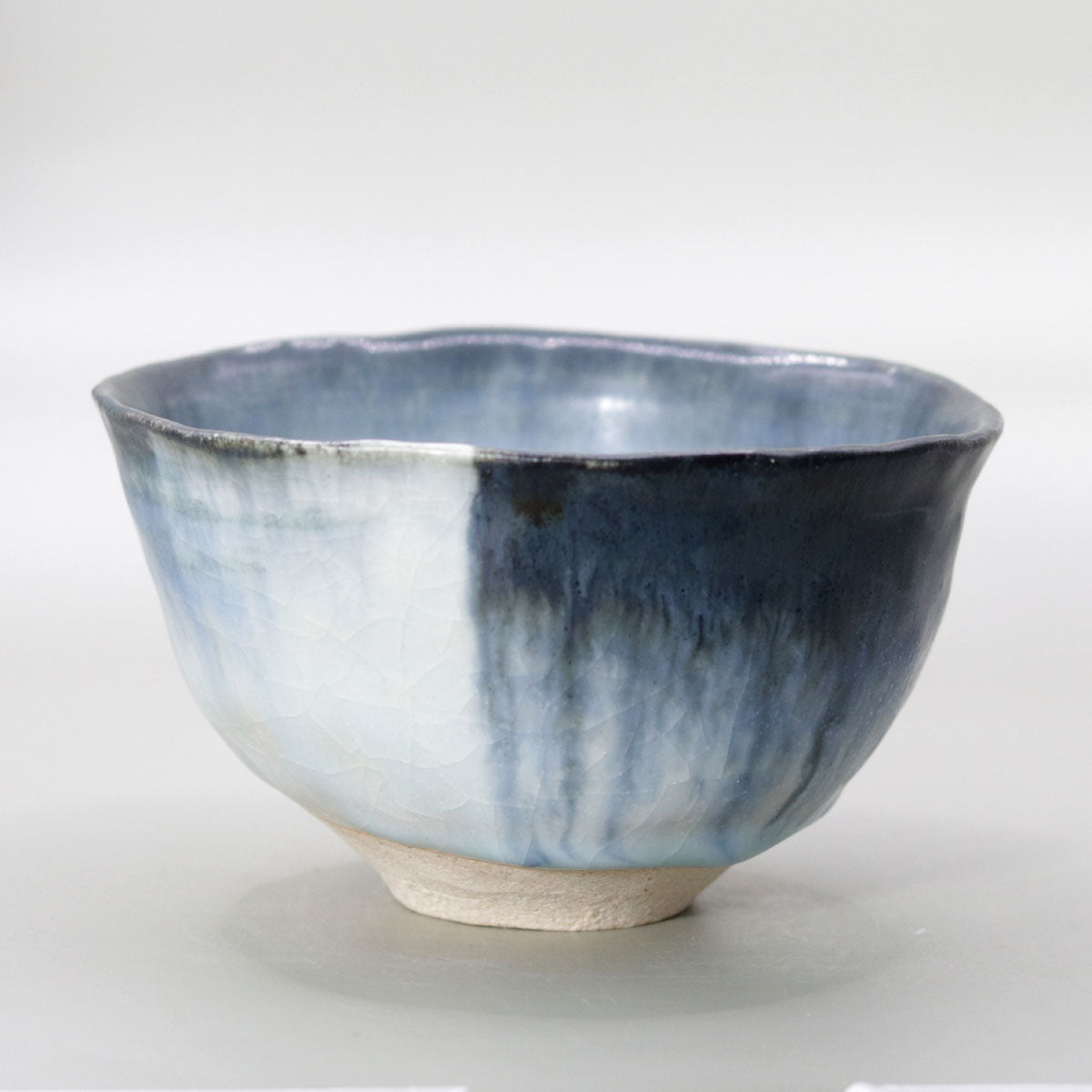 ceramic matcha bowl by Yasushi Fujihira