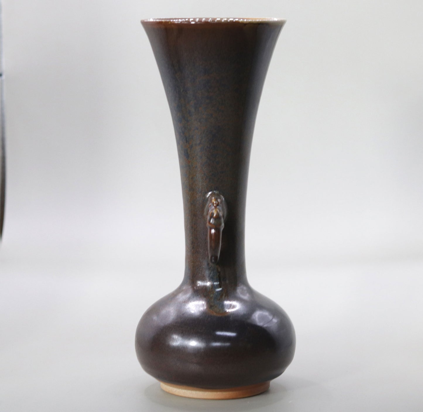 Iron Glazed Vase with Ears by Rakusai Onishi