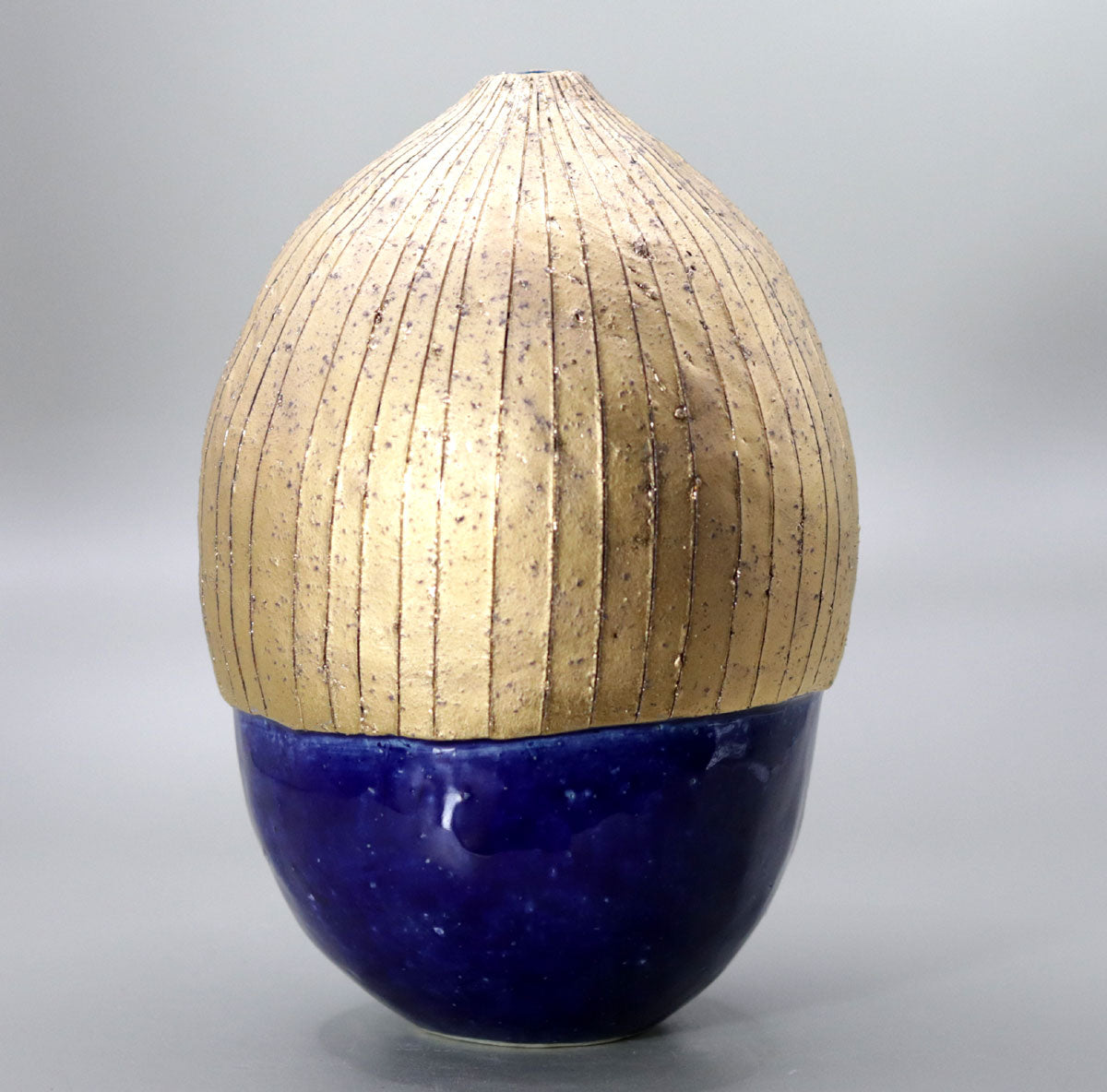 Blue and gold vase by Yasushi Fujihira