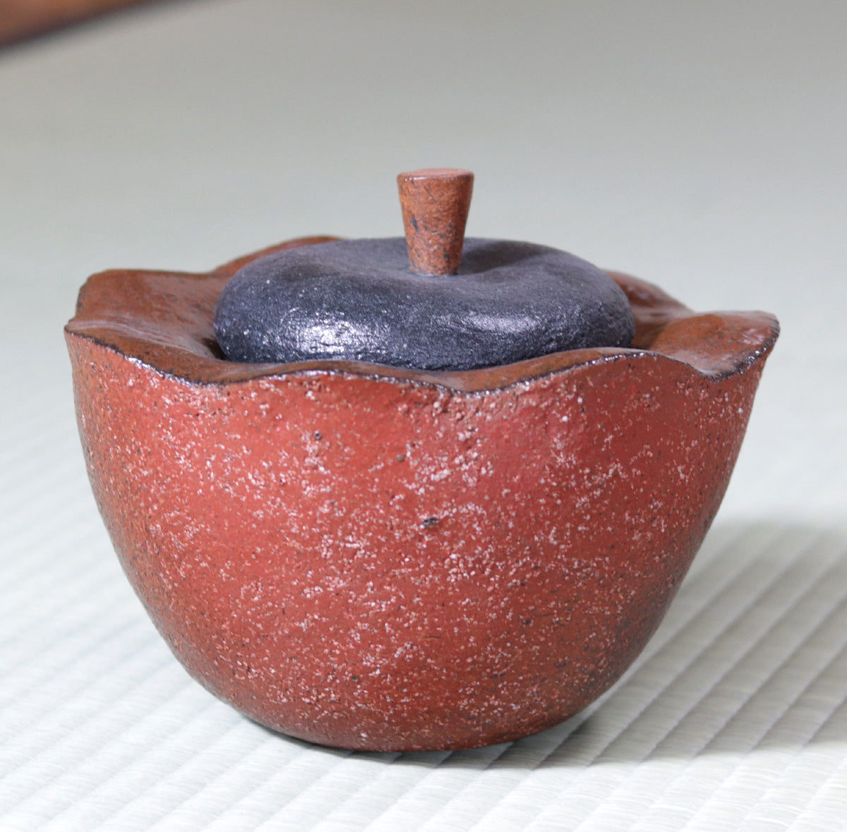 Tanba Red Water Jar Nishihata Masashi