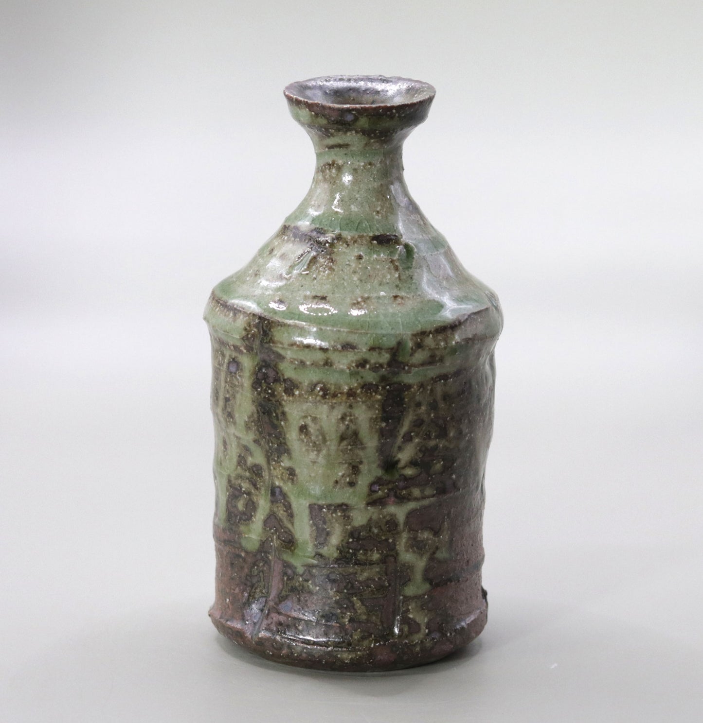 Ash-glazed sake bottle by Yuichi Ikai