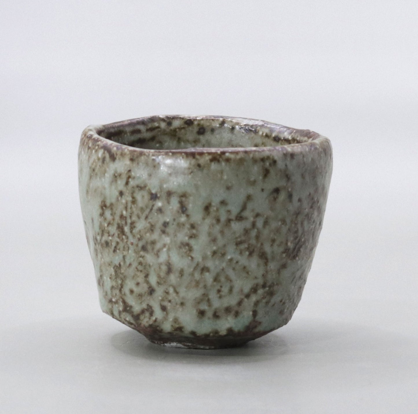 Ash-glazed sake cup by Yuichi Ikai