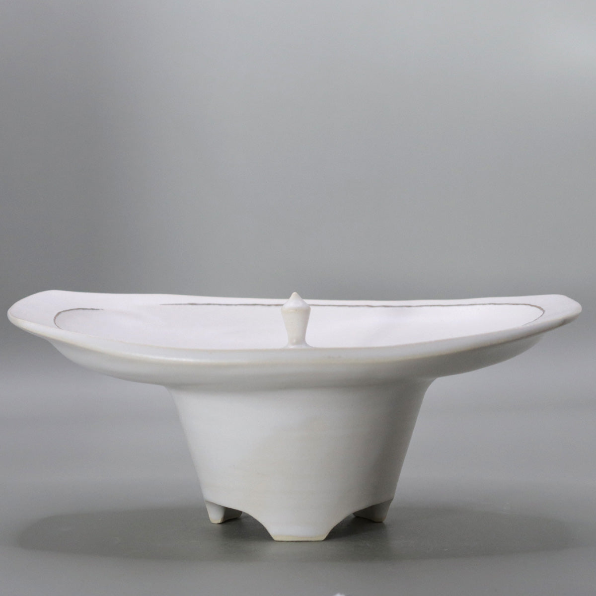 White glaze streamline rectangular incense burner Yu Okada