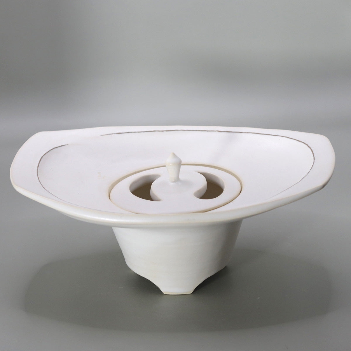White glaze streamline rectangular incense burner Yu Okada