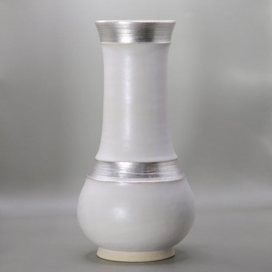 23 White Glazed Silver Brushed Vase by Okada Yu