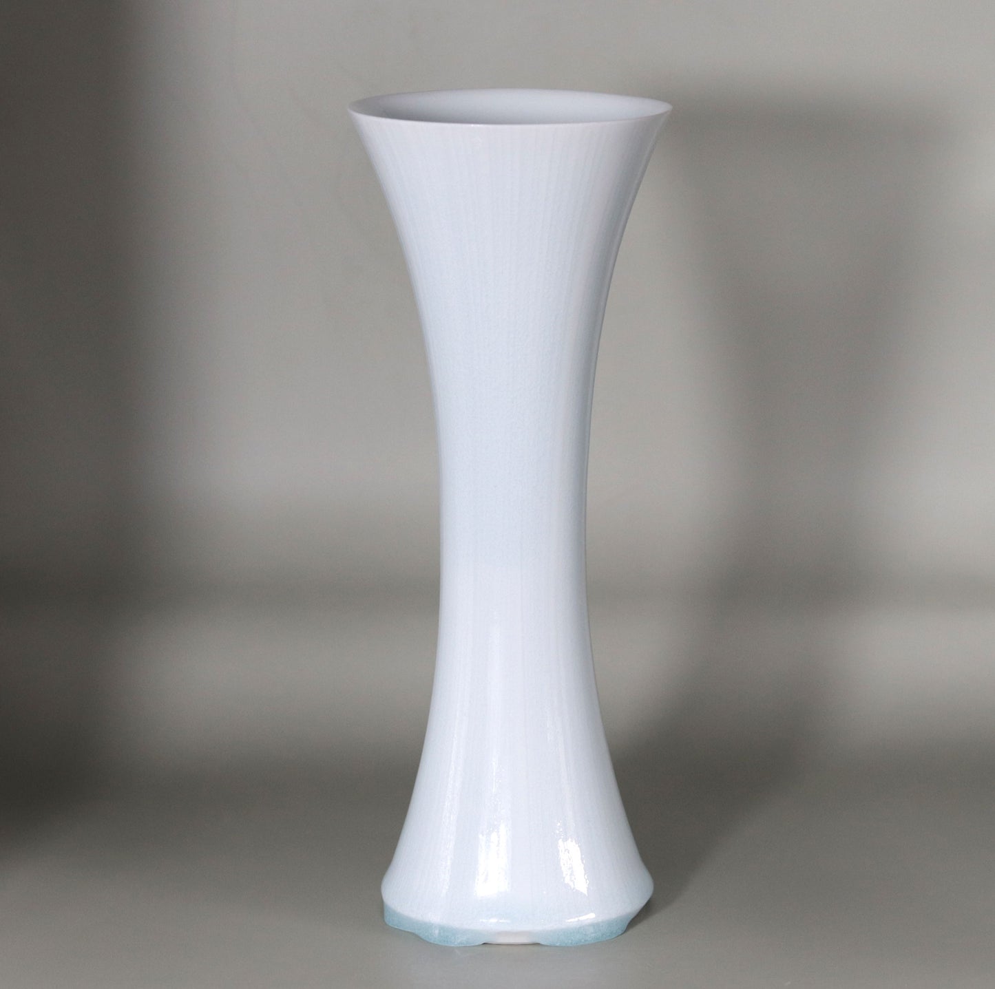 Shadow Blue Flower Vase by Kotaro Ikura