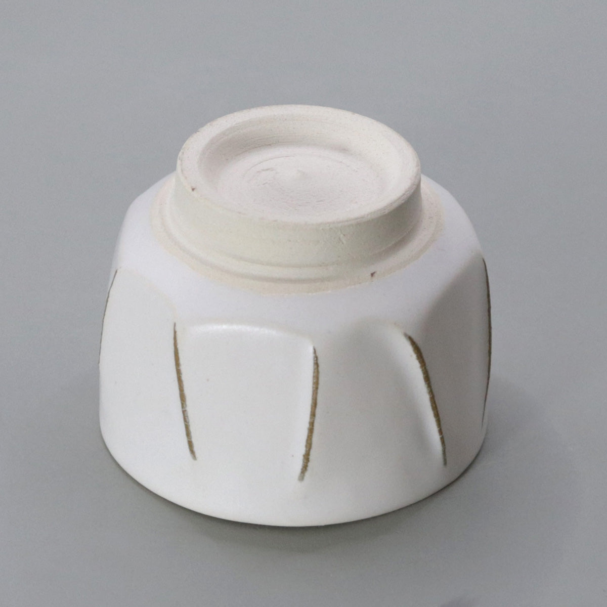 White glaze ridge line sake cup Yu Okada