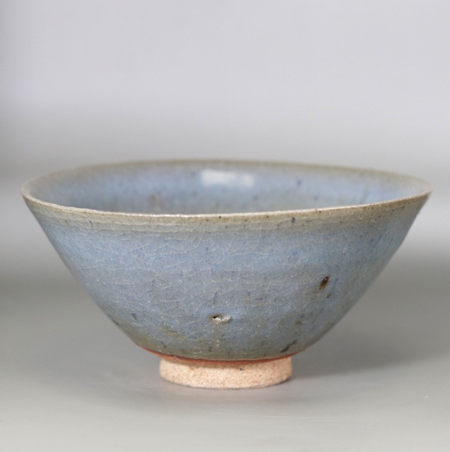 Yagyu ware tea bowl with floral motif by Kotaro Ikura