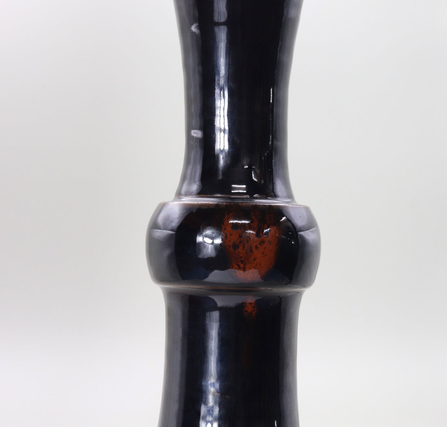 Tanba black Tenmoku vase by Naosaku