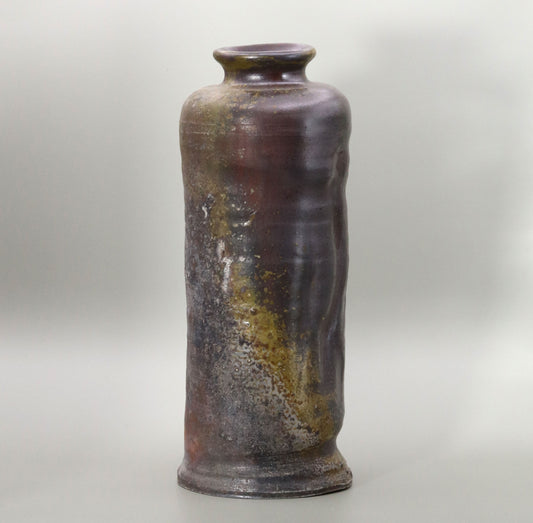 Tanba kiln-fired flower vase by Naosaku