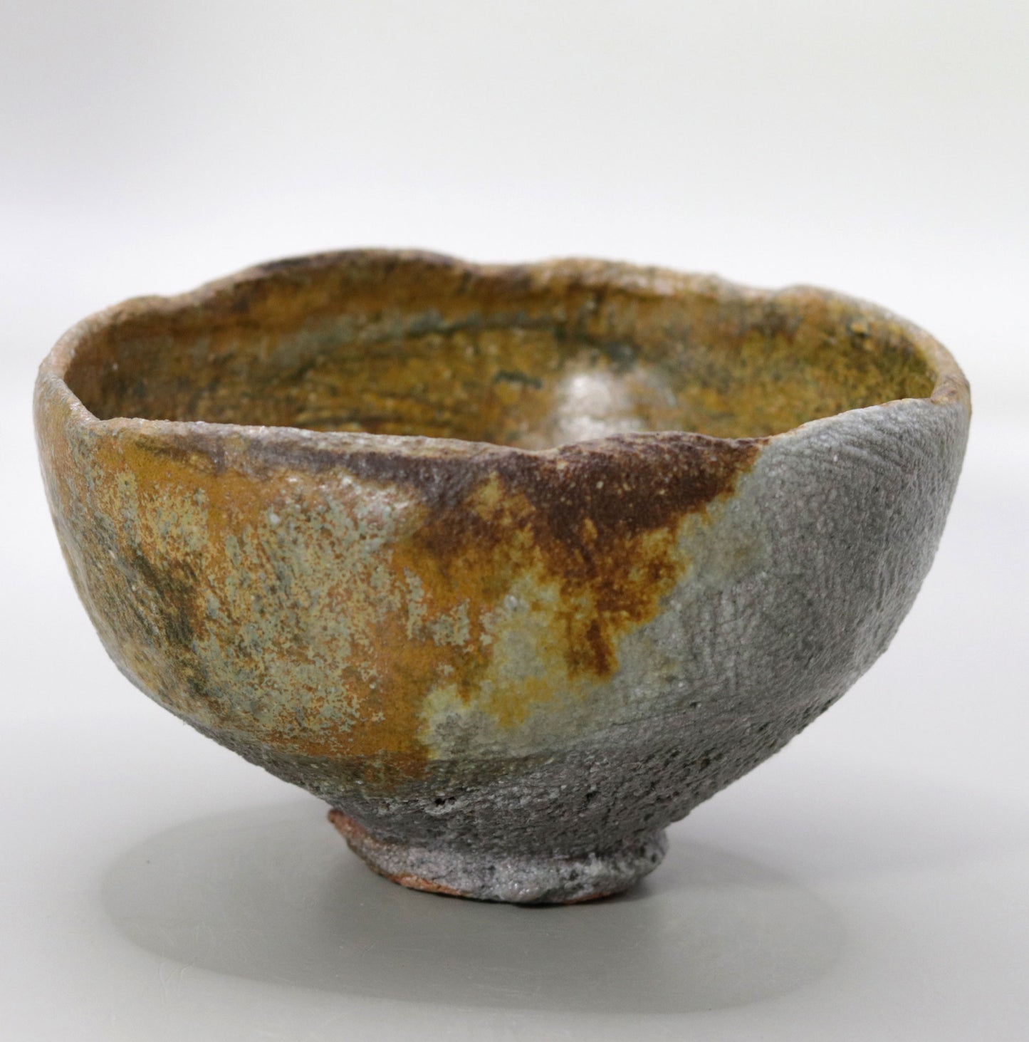 Tanba ash-glazed tea bowl by Nishihata Tadashi