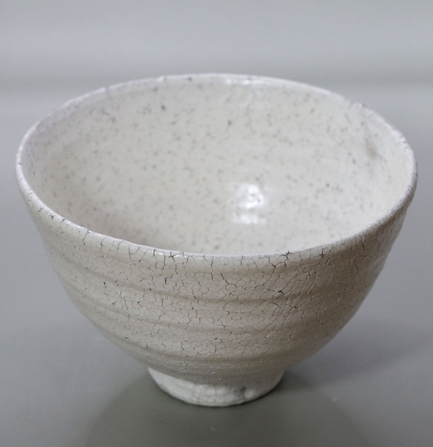 Rokkoyou tanba White Tea Bowl  by Nishihata Tadashi