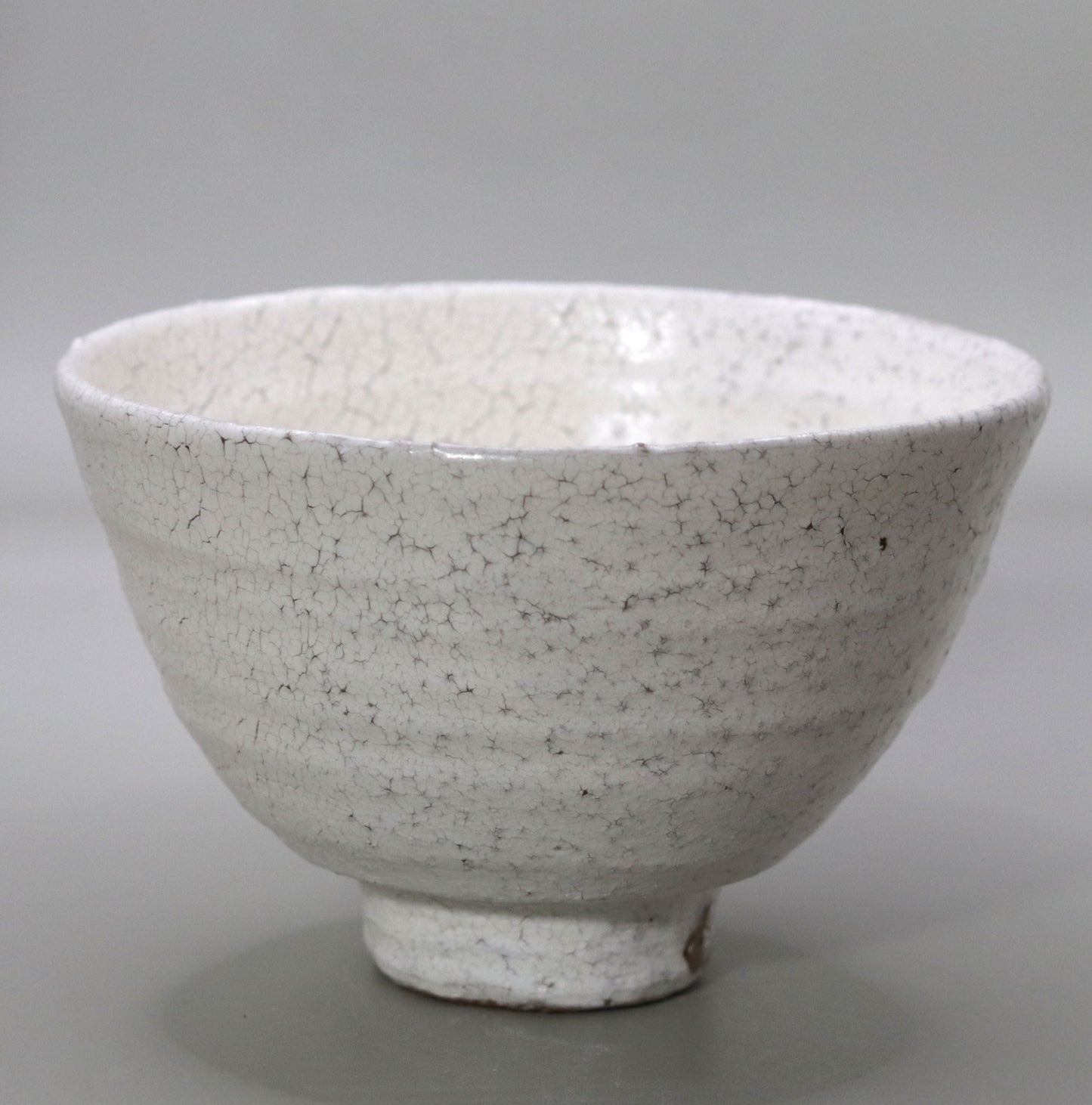 Rokkoyou tanba White Tea Bowl  by Nishihata Tadashi