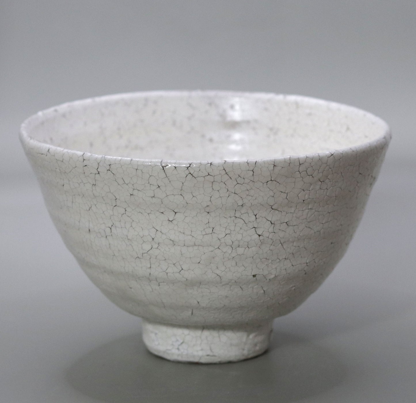 Rokkoyou tanba White Tea Bowl  by Nishihata Tadashi