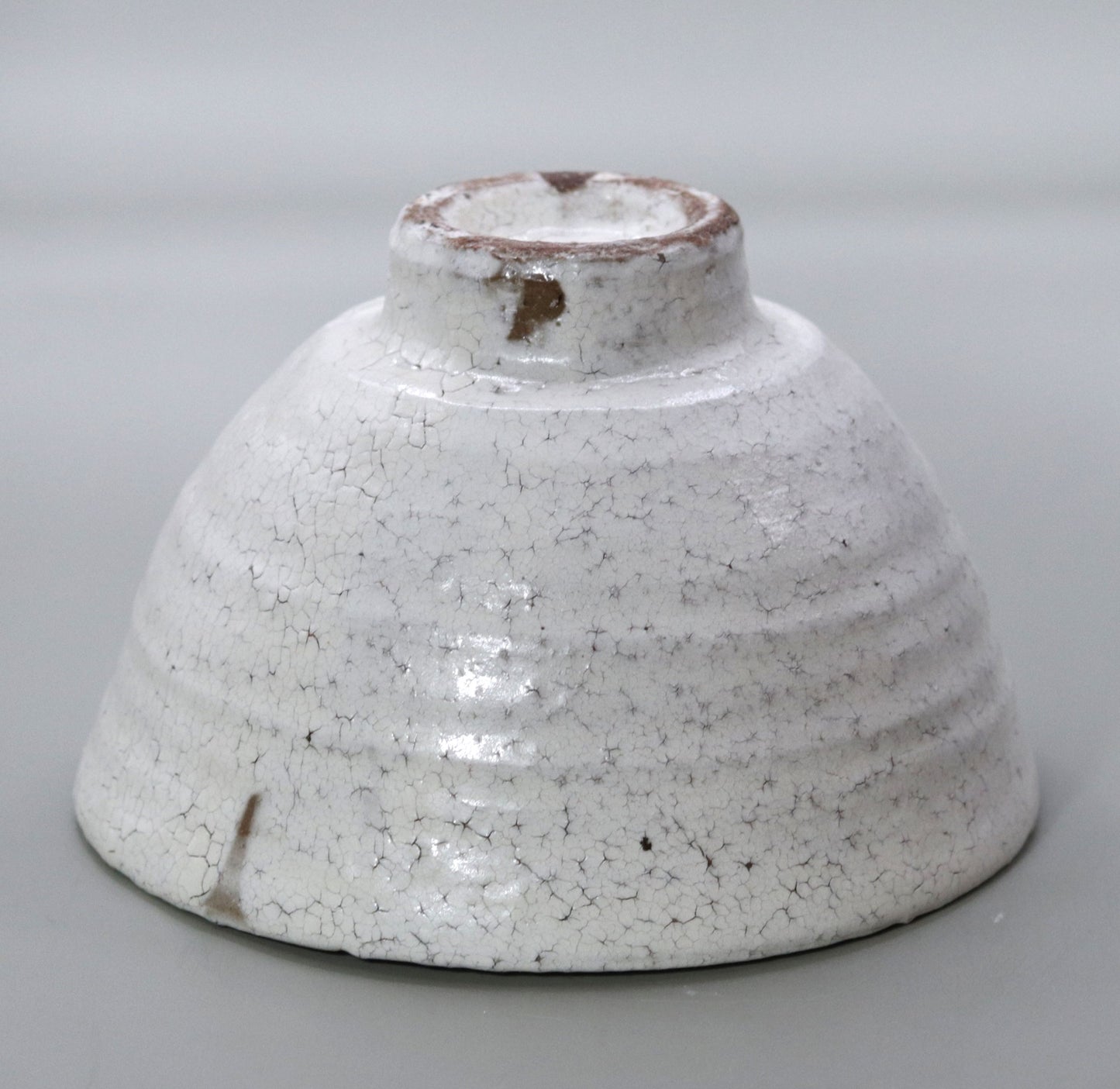 Rokkoyou tanba White Tea Bowl  by Nishihata Tadashi