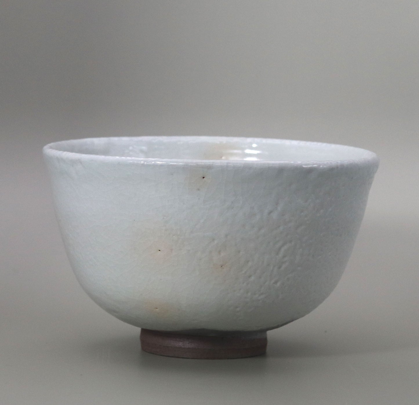 White Tanba tea bowl, made by Naosaku