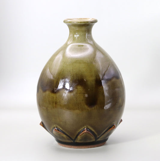 Ash-glazed engraved flower vase by Masahiro Ichino