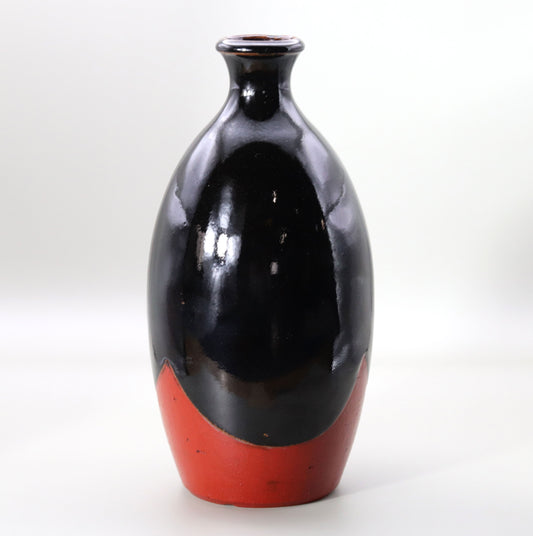 Ceramic lacquer vase by Syoudai Ichino