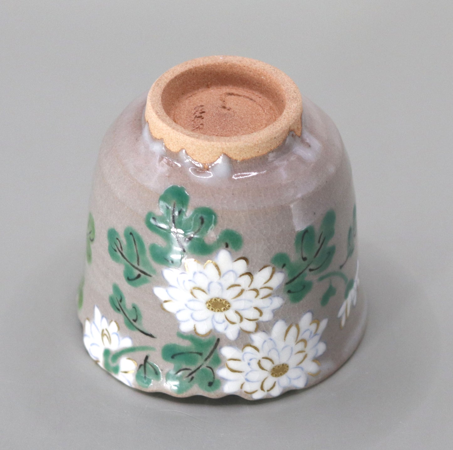 42. Copy of Kenzan's Chrysanthemum-painted Sake Cup by Kosai Miyagawa