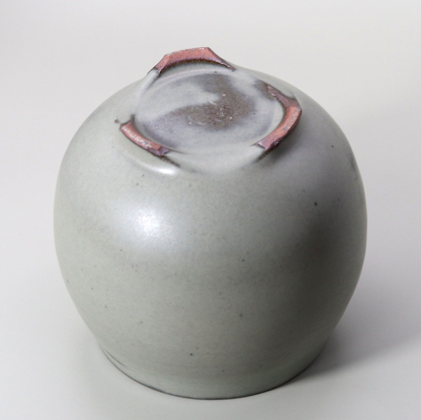 Celadon glazed ceramic lacquer incense burner by Toshinari Ichino