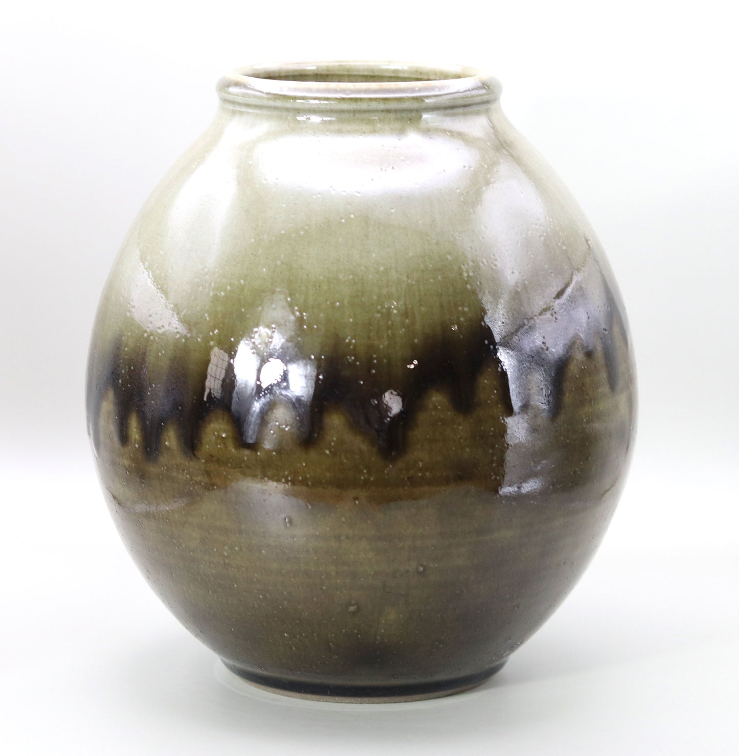 Flowing Glazed Vase by Masahiro Ichino