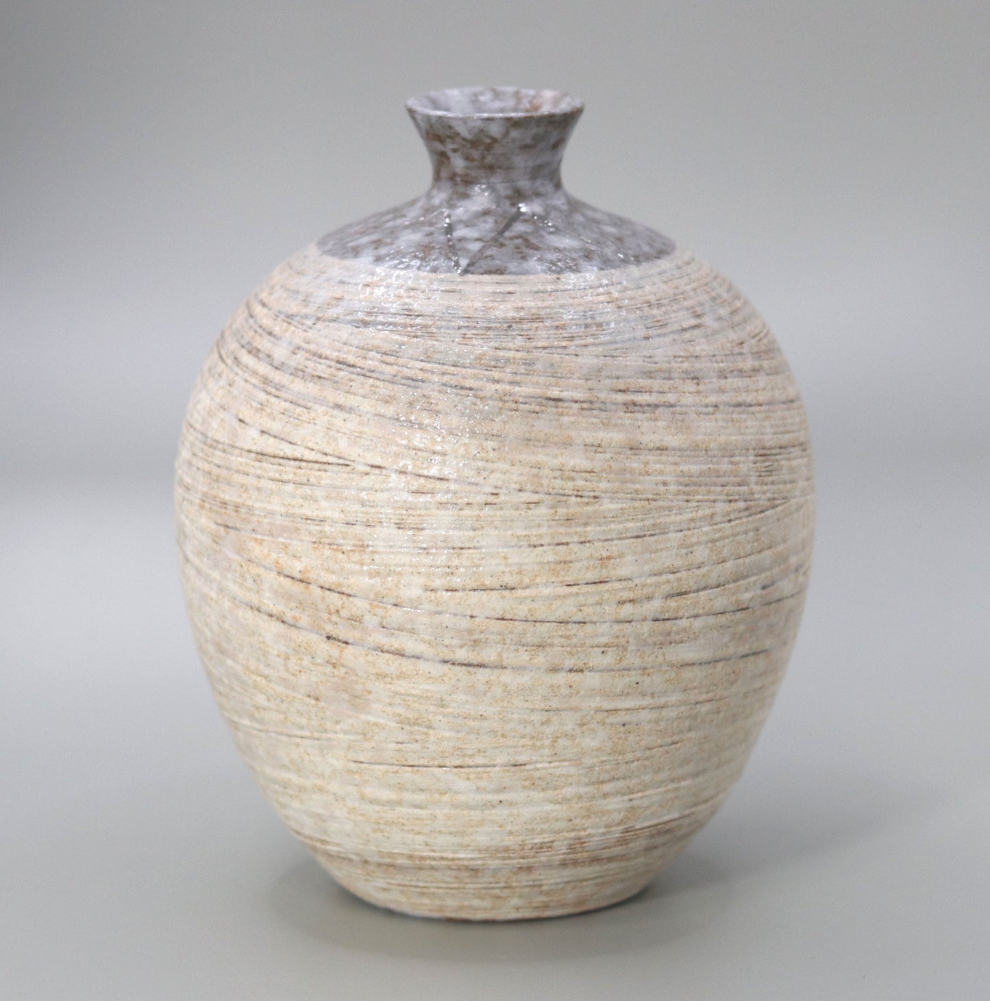 Blown mud white Tamba platinum colored vase by Ichiji Shimizu