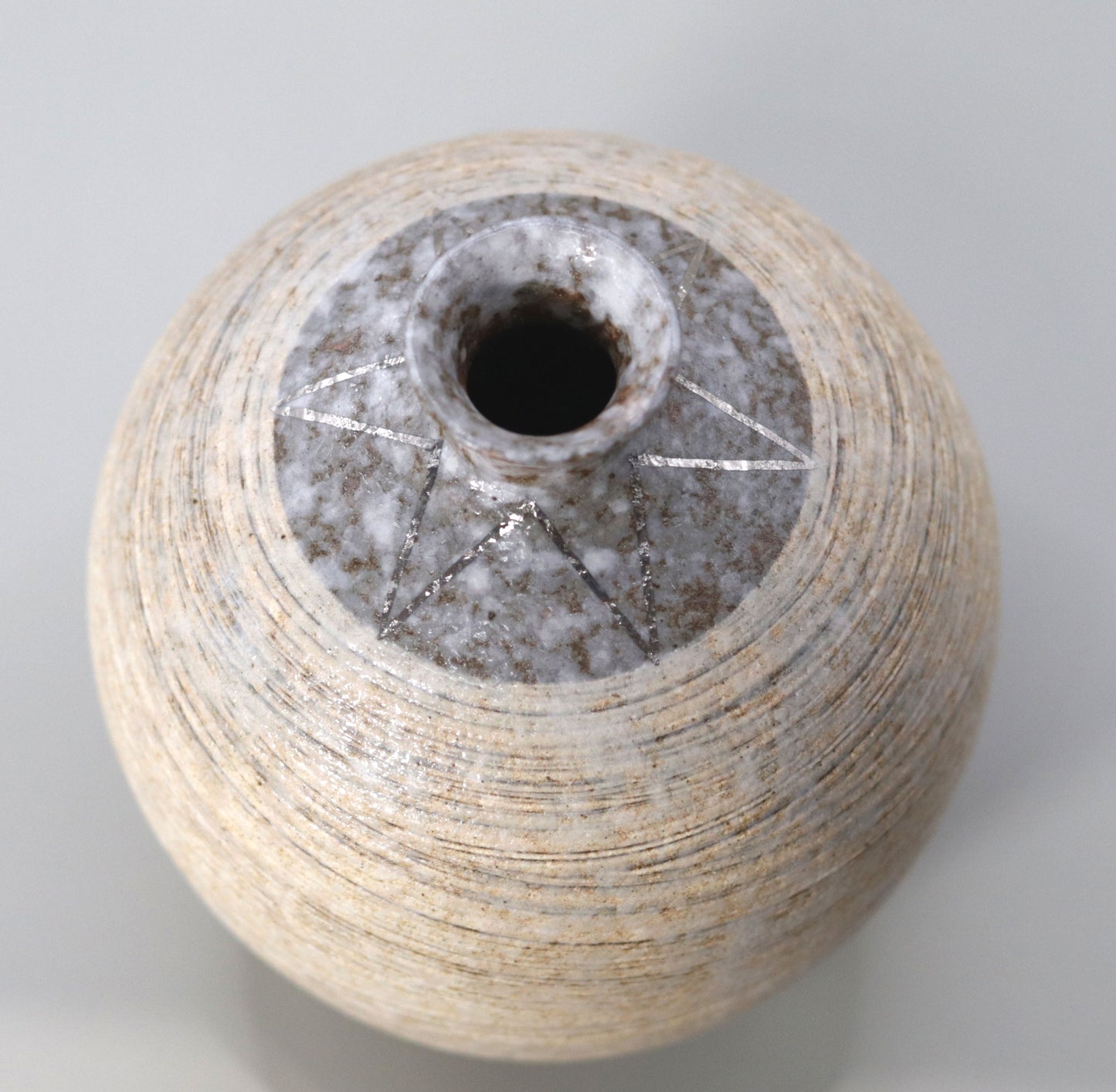 Blown mud white Tamba platinum colored vase by Ichiji Shimizu