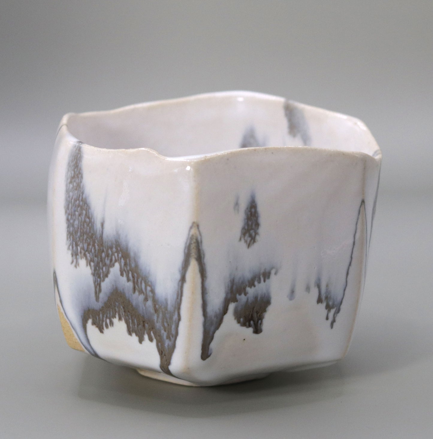 White glaze bowl by Ichiji Shimizu