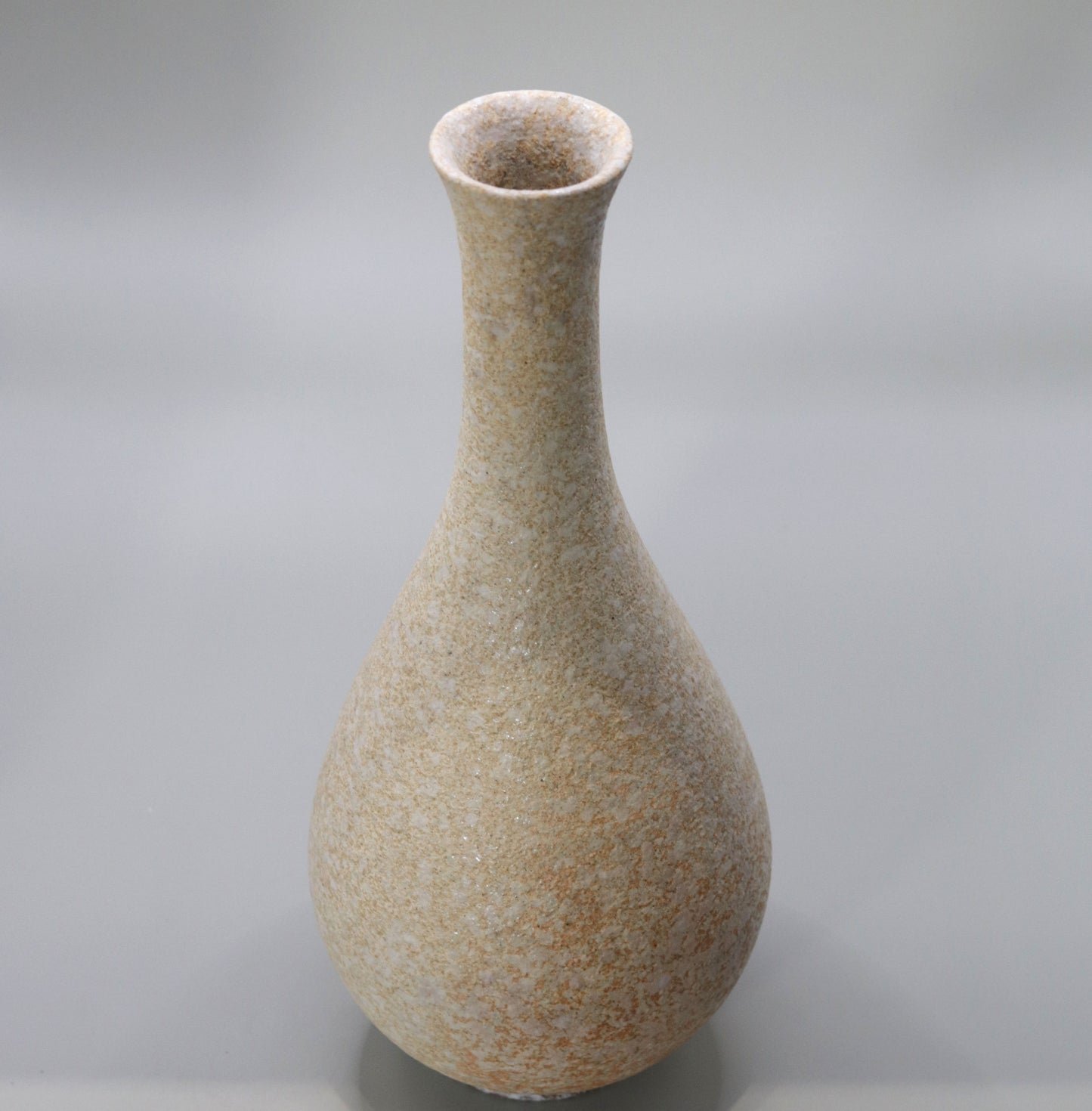 White Blown Clay Tanba Crane Head Vase by Ichiji Shimizu