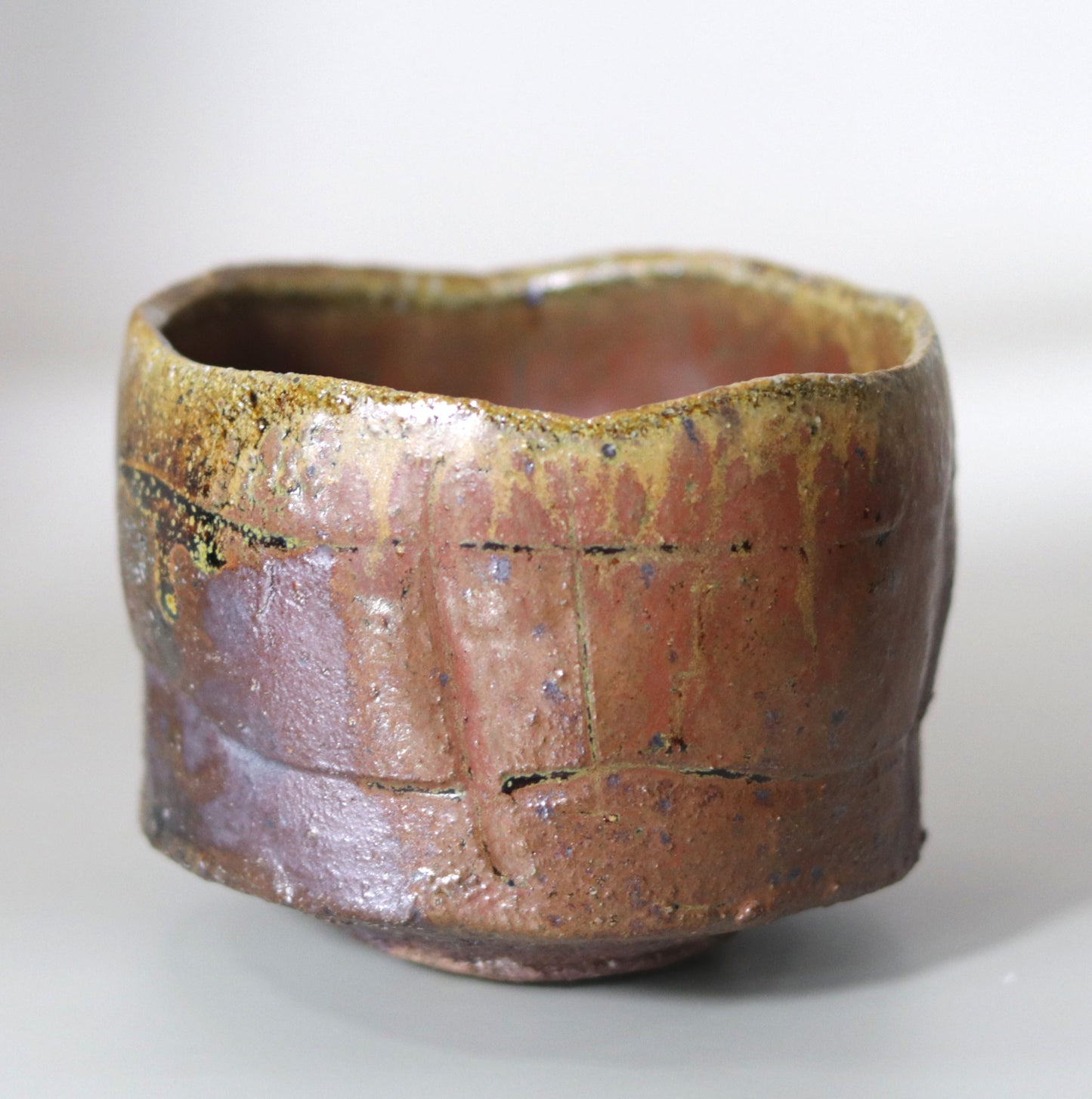 Tanba ash-glazed tea bowl by Nishihata Tadashi