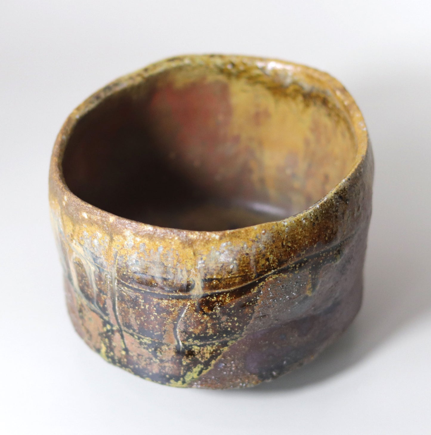 Tanba ash-glazed tea bowl by Nishihata Tadashi