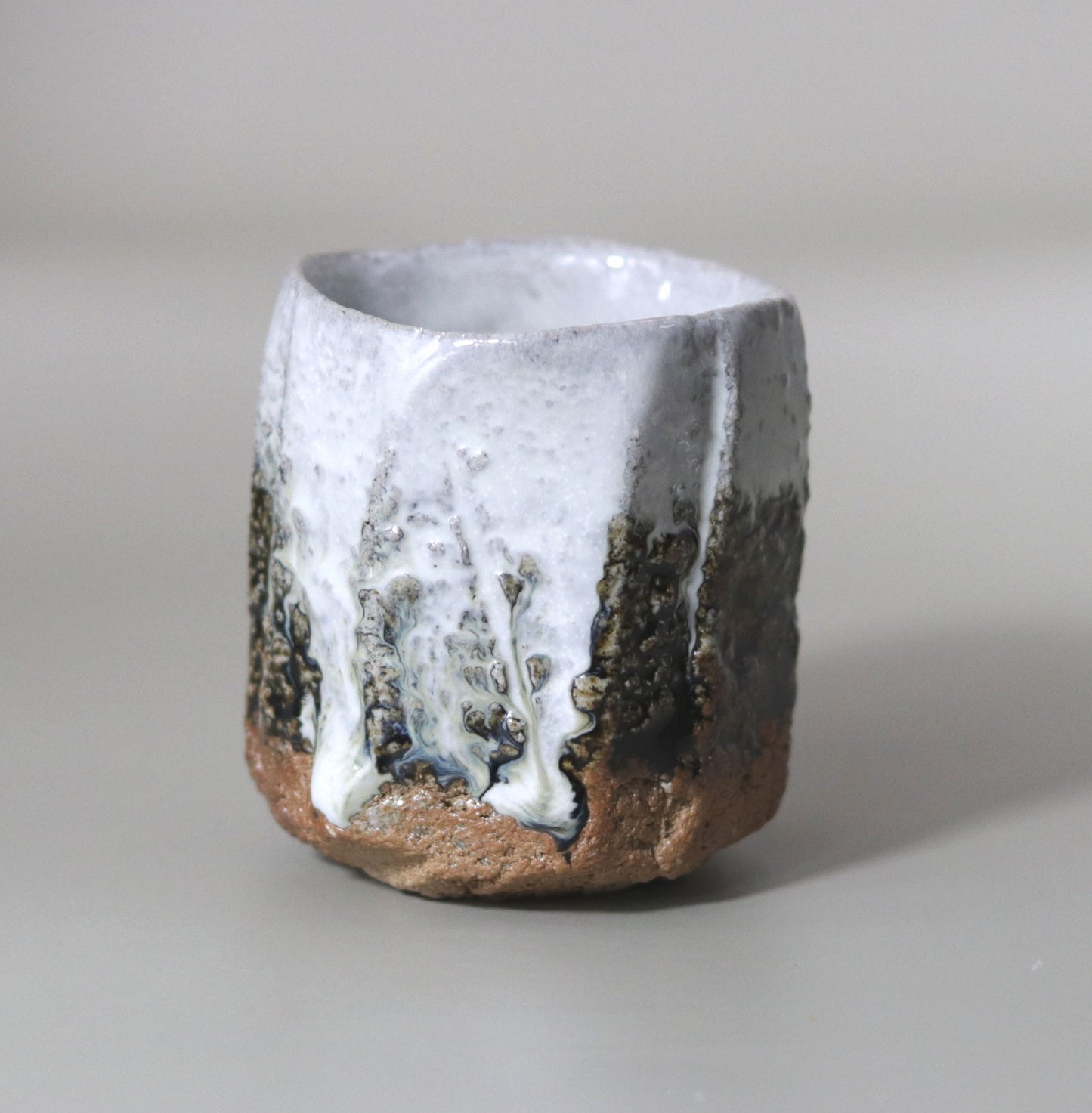 Ash-glazed sake cup by Nishihata Tadashi