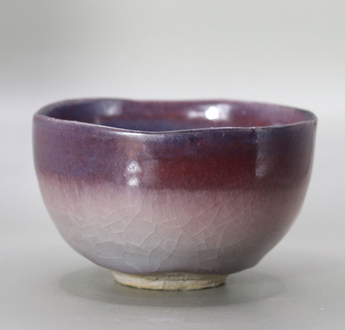 Cinnabar chawan tea bowl by Shin Fujihira