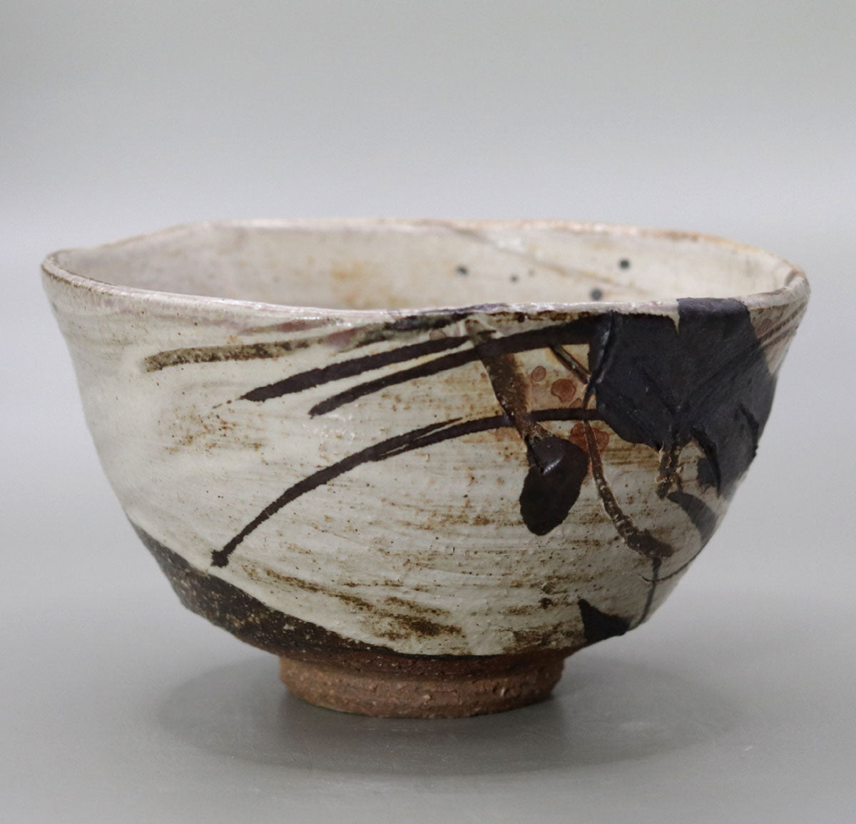 Japanese matcha bowl by Shin Fujihira