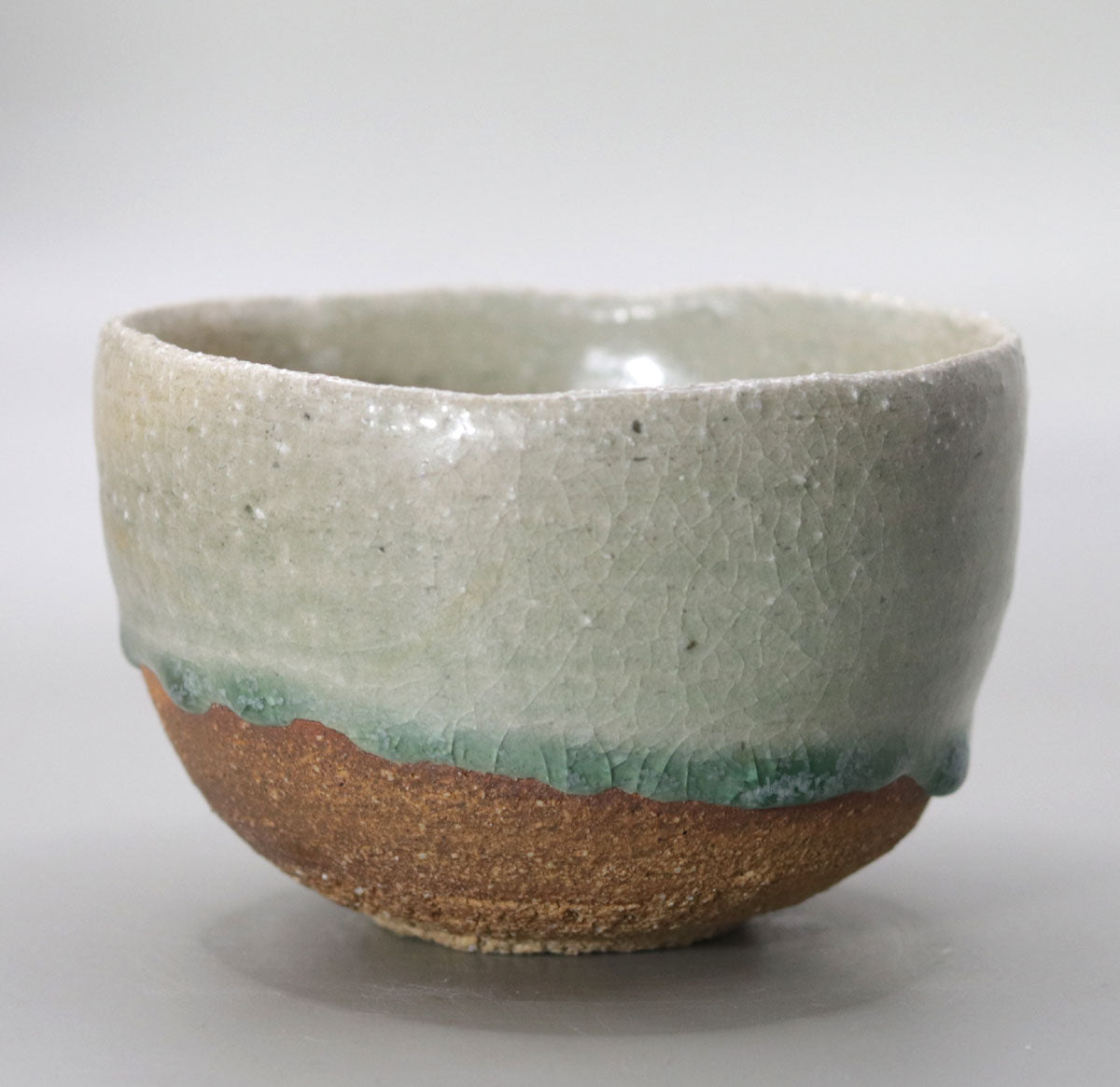 Japanese matcha tea bowl by Shin Fujihira